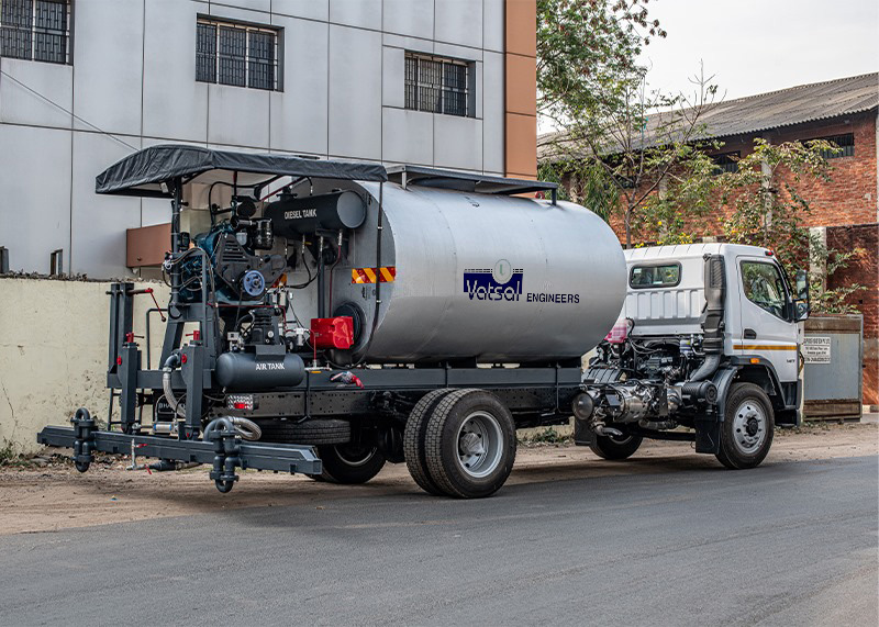 Truck Mounted Bitumen Sprayer